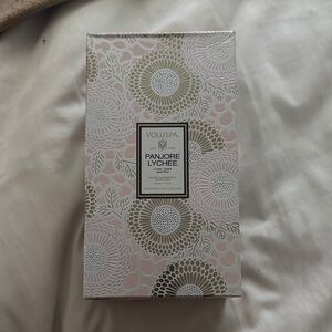 Voluspa Panjore Lychee Reed Diffuser - Pink & Gold Floral Design